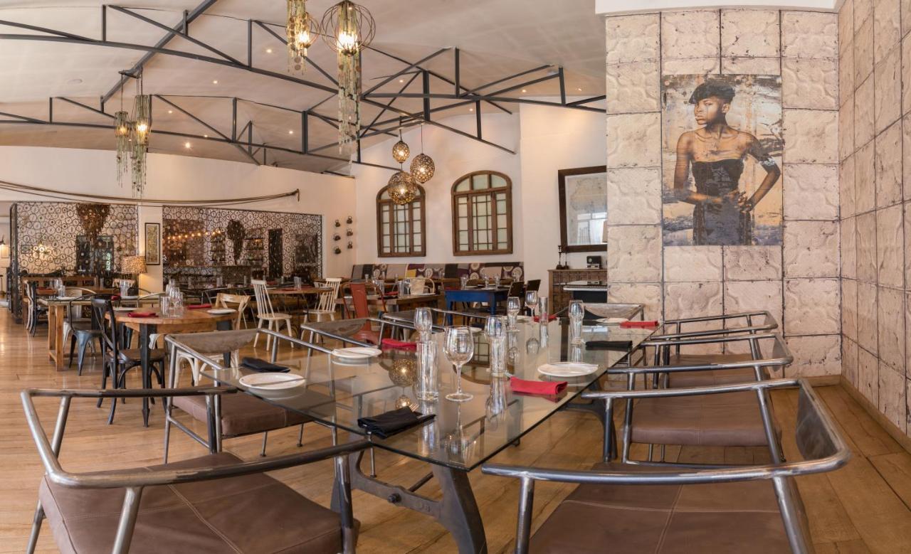 Latitude 13 Degrees Otel Lilongwe Dış mekan fotoğraf