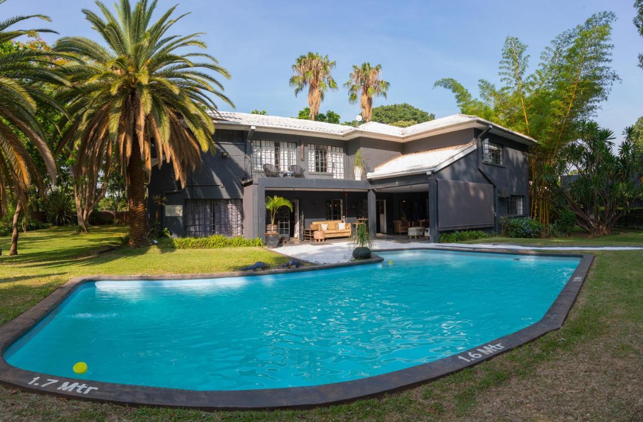 Latitude 13 Degrees Otel Lilongwe Dış mekan fotoğraf